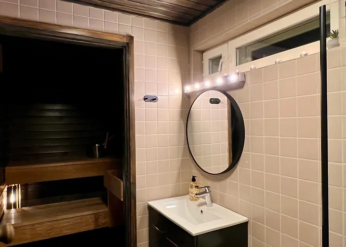 Aurora Lapland In, Forest View, 2 Bdr, Sauna, Terrace, Fireplace, Wifi, Pyhae-luosto National Park *